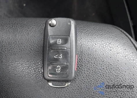 2011 Volkswagen Jetta 2.5L Se z USA, uszkodzony, nr VIN 3VWDZ7AJ4BM308549